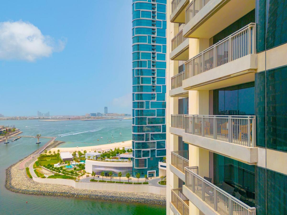 Eden's Homes & - 52-42 Emaar Апартаменти